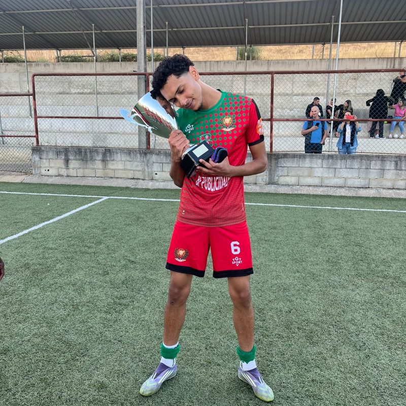 b56c1e9d-4705-4c6b-a5b2-59afed92a18e